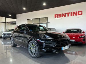 Porsche Cayenne Coupé E-Hybrid Platinum Edition  La edición Platinum añade un toque de exclusividad con detalles en platino satinado, llantas RS Spyder Design de 21 pulgadas y otros elementos de diseño específicos.   - Foto 39
