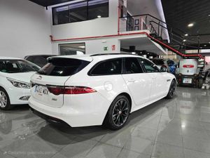 Jaguar XF 2.0D 180CV RSPORT AWD AUTO.   - Foto 3