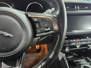 Jaguar XF 2.0D 180CV RSPORT AWD AUTO.   - Foto 12