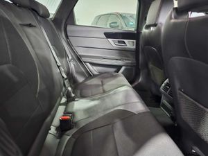 Jaguar XF 2.0D 180CV RSPORT AWD AUTO.   - Foto 22