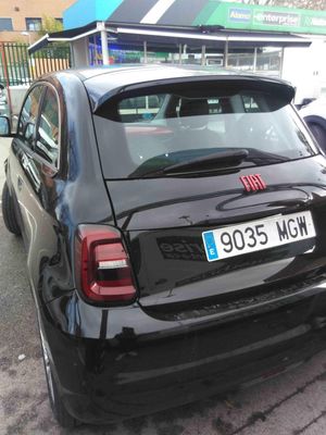 Fiat 500 RED HB 320KM 85KW (118CV) 380 KM AUTONOMIA  - Foto 9