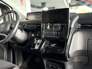 Hyundai Staria 2.2 CRDI Maxx 9S 9 PLAZAS  - Foto 34