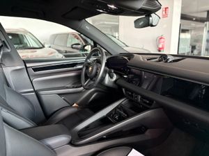Porsche Macan 4 ELECTRIC   - Foto 12