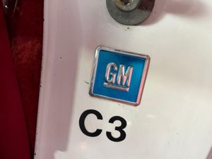 Chevrolet Corvette C3 STINGRAY AUT.  - Foto 27