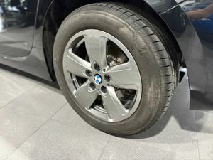 BMW Serie 1  SERIES HATCH 1.5 118I (100KW) Opcionales: 2.157 €  - Foto 24
