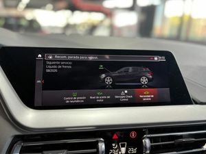 BMW Serie 1  SERIES HATCH 1.5 118I (100KW) Opcionales: 2.157 €  - Foto 11
