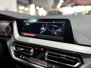 BMW Serie 1  SERIES HATCH 1.5 118I (100KW) Opcionales: 2.157 €  - Foto 23