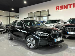 BMW Serie 1  SERIES HATCH 1.5 118I (100KW) Opcionales: 2.157 €  - Foto 2