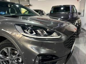 Ford Kuga ST-LINE 2.5 DURATEC PHEV 165KW AUTO ST-LINE 1.5T ECOBOOST 110KW (150CV) ALFOMBRILLAS DE MALETERO REVERSIBLE^PAQUETE TECH^RUEDA DE REPUESTO MINI^CABLE DE CARGA PÚBLICA CON BOLSA^  - Foto 8