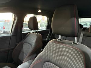 Ford Kuga ST-LINE 2.5 DURATEC PHEV 165KW AUTO ST-LINE 1.5T ECOBOOST 110KW (150CV) ALFOMBRILLAS DE MALETERO REVERSIBLE^PAQUETE TECH^RUEDA DE REPUESTO MINI^CABLE DE CARGA PÚBLICA CON BOLSA^  - Foto 19