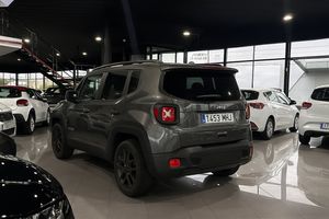 Jeep Renegade EHYBRID 1.5 96KW(130CV) LIMITED ATX GRAPHITE GREY (METALIZADO)	TELA NEGRO  - Foto 3
