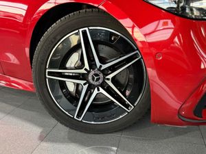 Mercedes Clase C C 200 D AMG Line Premium Plus ROJO PATAGONIA METALIZADO (DESIGNO  - Foto 12