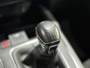 Citroën C5 Aircross LIVE 1.2 130CV MT6  EURO 6DG g/km  - Foto 15