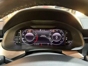 Skoda Kamiq Ambition 1.0 TSI 116 CV (85.00 kW)  - Foto 17