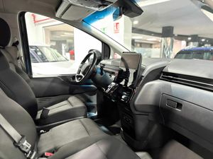 Hyundai Staria 2.2 CRDI Maxx 9S 9 PLAZAS  - Foto 17