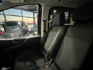 Hyundai Staria 2.2 CRDI Maxx 9S 9 PLAZAS  - Foto 22