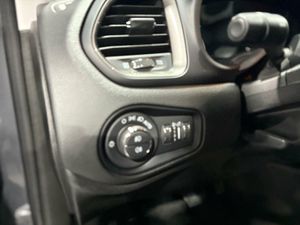 Jeep Renegade EHYBRID 1.5 96KW(130CV) LIMITED ATX GRAPHITE GREY (METALIZADO)	TELA NEGRO  - Foto 21