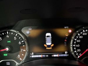 Jeep Renegade EHYBRID 1.5 96KW(130CV) LIMITED ATX GRAPHITE GREY (METALIZADO)	TELA NEGRO  - Foto 29
