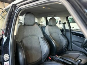 MINI Cooper COOPER 5 PUERTAS ENIGMATIC BLACK METALIZADA	TELA FIREWORK CARBON BLACK  - Foto 22