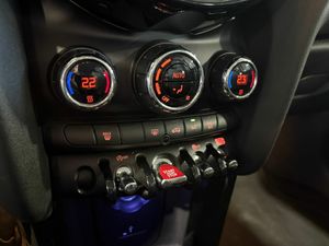 MINI Cooper COOPER 5 PUERTAS ENIGMATIC BLACK METALIZADA	TELA FIREWORK CARBON BLACK  - Foto 33