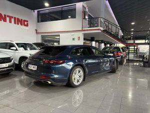 Porsche Panamera Sport Turismo 2.9i E-Hybrid   - Foto 4