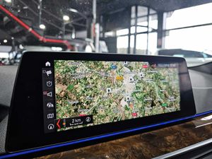 BMW Serie 5 BMW M550i xDrive Berlina M perfonmance  - Foto 21