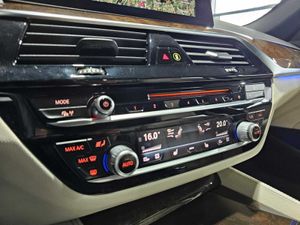 BMW Serie 5 BMW M550i xDrive Berlina M perfonmance  - Foto 22