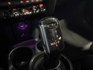 MINI Cooper COOPER 5 PUERTAS ENIGMATIC BLACK METALIZADA	TELA FIREWORK CARBON BLACK  - Foto 36