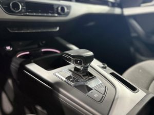 Audi A4 ADVANCED 35 TFSI 110KW (150CV) S TRONIC GRIS MANHATTAN (METALIZADO)	TELA INDEX NEGRO  - Foto 17