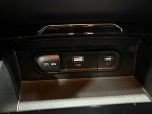 Kia Sportage 1.6 T-GDI HEV 158KW (215CV) DRIVE 4X2 BLACK PEARL (METALIZADO  - Foto 26