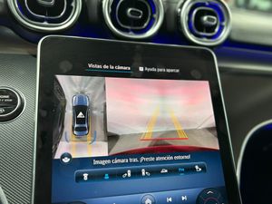 Mercedes Clase C C 200 D AMG Line Premium Plus ROJO PATAGONIA METALIZADO (DESIGNO  - Foto 15