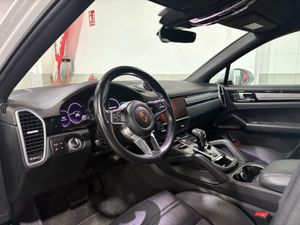 Porsche Cayenne Coupé E-Hybrid Platinum Edition   - Foto 11
