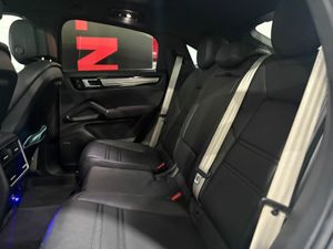 Porsche Cayenne Coupé E-Hybrid Platinum Edition   - Foto 13