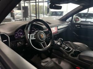 Porsche Cayenne Coupé E-Hybrid Platinum Edition   - Foto 24