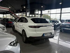 Porsche Cayenne Coupé E-Hybrid Platinum Edition   - Foto 8