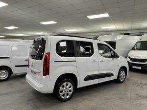 Opel Combo 1.5 TD 75KW LIFE BUSINESS EDITION PLUS L1 N1 102cv COMBI 5 PLAZAS  - Foto 8