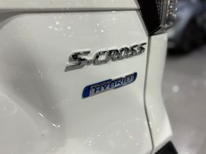 Suzuki SCross 1.4T S3 4WD Mild Hybrid 4X4  - Foto 30