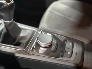 Audi Q2 Advanced 30 TDI   - Foto 16