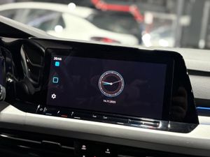 Volkswagen Golf Life 1.5 eTSI DSG   - Foto 40