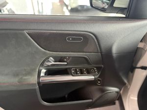 Mercedes GLA GLA 200 D 4MATIC AMG  AMG   - Foto 27