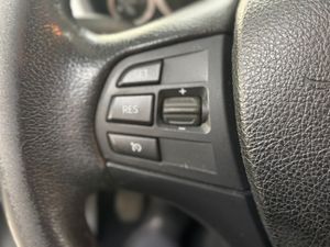 BMW Serie 3 318d TOURING   - Foto 23