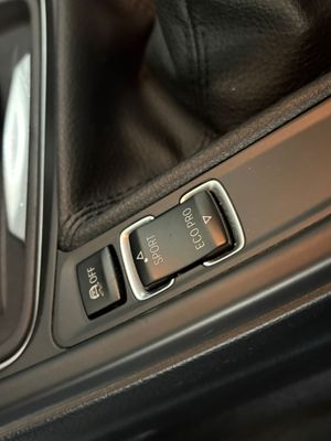 BMW Serie 3 318d TOURING   - Foto 18