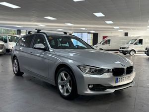 BMW Serie 3 318d TOURING   - Foto 2
