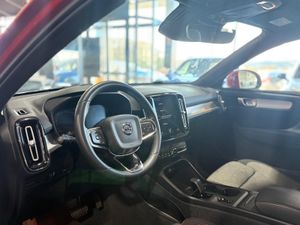 Volvo XC40 1.5 T2 Core Auto ROJO FUSION  - Foto 12