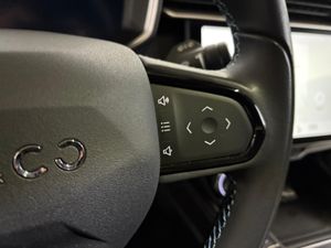 Lynk & Co 01 BASE	1.5 PHEV PINTURA METALIZADA NEGRA	TAPICERÍA NEGRA Y AZUL  - Foto 22