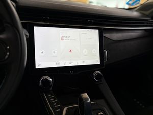 Lynk & Co 01 BASE	1.5 PHEV PINTURA METALIZADA NEGRA	TAPICERÍA NEGRA Y AZUL  - Foto 20