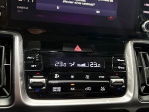 Kia Sorento  1.6 TGDi HEV Drive 4x2 7pl HIBRIDO  - Foto 39