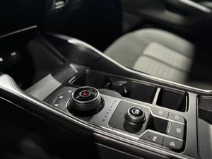 Kia Sorento  1.6 TGDi HEV Drive 4x2 7pl HIBRIDO  - Foto 24