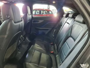 Jaguar F-Pace Jaguar F-Pace 3.0 D S 4WD Aut. 300Hp ... Pano LED-Xenon Navi Sport-Leather Camera KeylessGo Klima PDC   - Foto 14