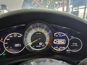 Porsche Cayenne E-Hybrid   - Foto 19